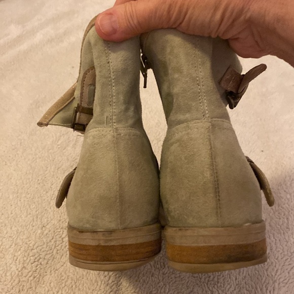 Sundance suede celadon short boots - Picture 3 of 5